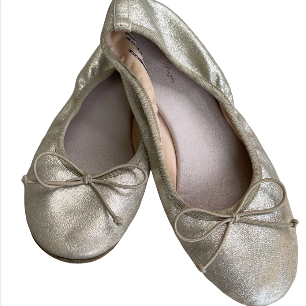 Girls “gold” ballet flats